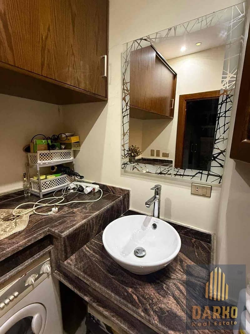 4 32525001-309e-43cb-825c-186596045f7a. jpg