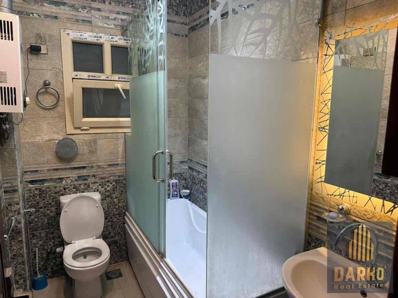 17 eff6a144-c7be-4299-809a-8804ac7096e4. jpg