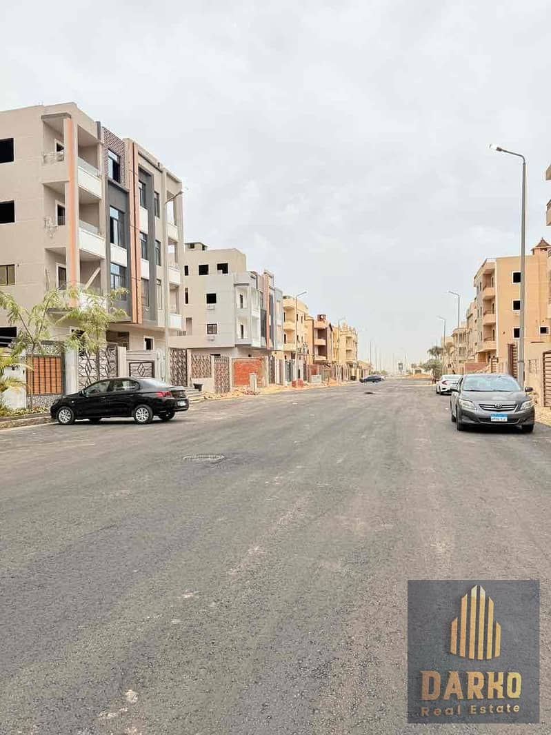 2 bfa8df9c-a94d-4e76-b2dd-679b9b5d9126. jpg