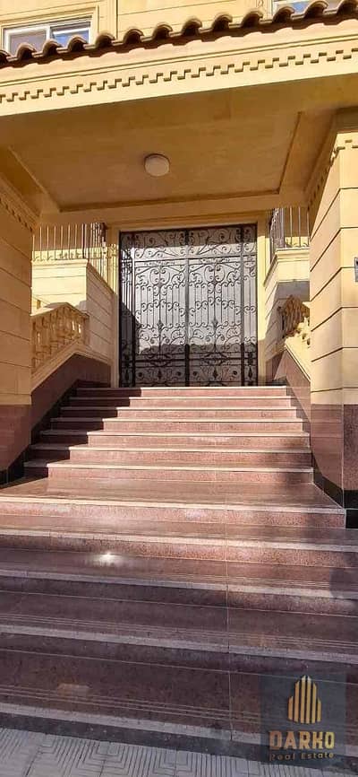 4 Bedroom Flat for Sale in 6th of October, Giza - 20554ffb-07d7-464e-9d47-9eddfd6dfaae. jpg