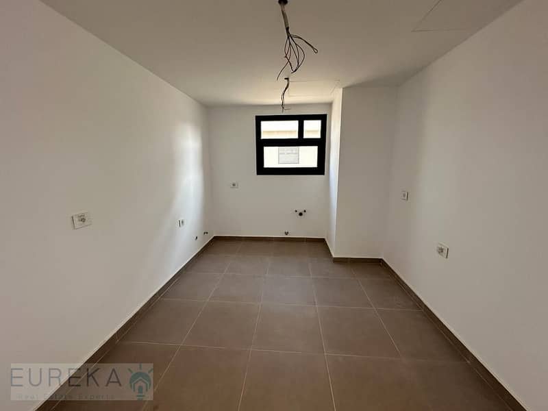 5 b0c9f47a-c81e-4884-a215-6a638db020b7. jpeg