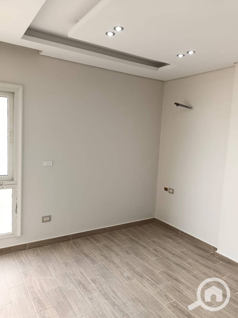 10 WhatsApp Image 2025-12-07 at 10.57. 40 AM (6). jpeg