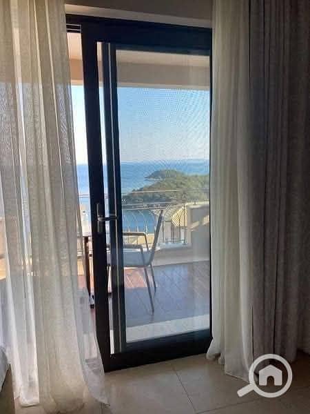 10 WhatsApp Image 2026-01-24 at 01.30. 12 (2). jpeg