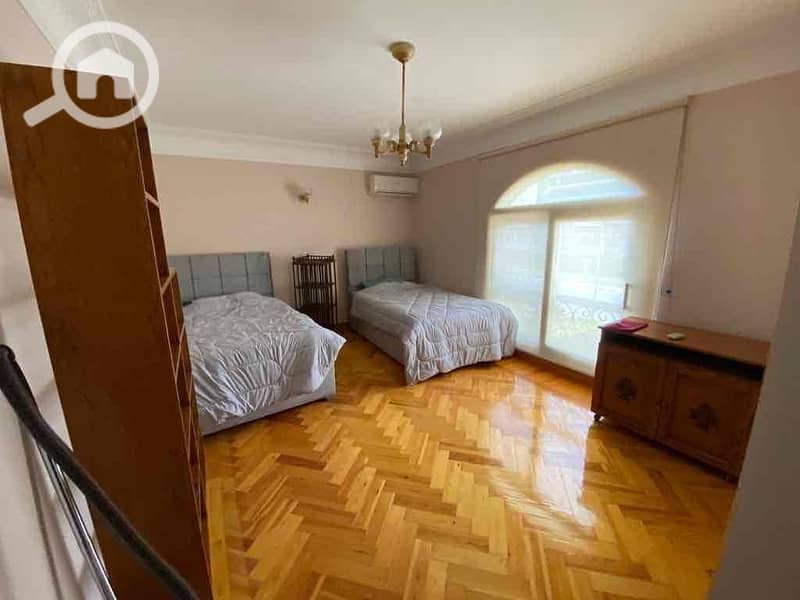 15 050062ff-f12f-4b23-a2f3-e91b3799f776. jpg