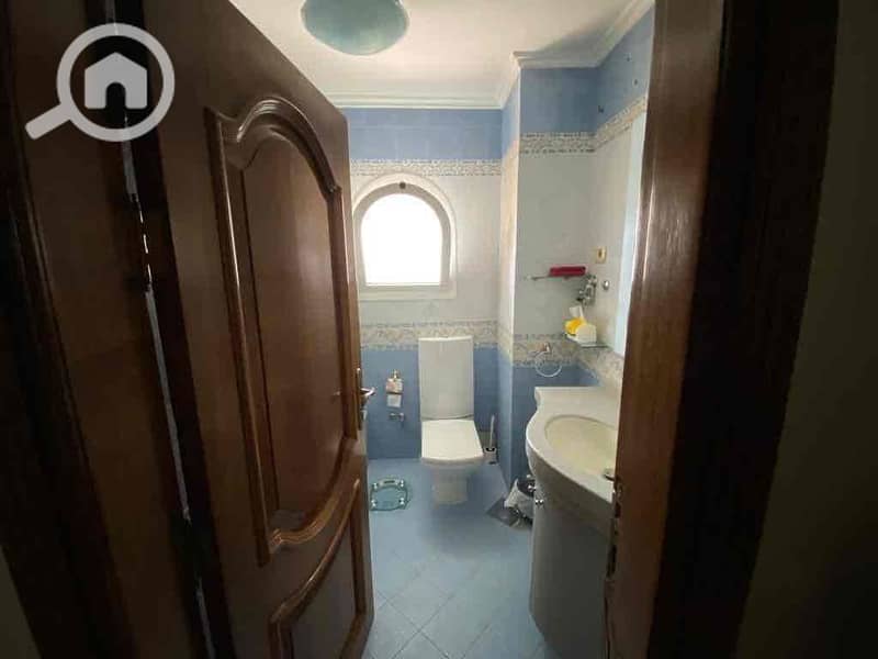 20 4ad70fe5-8ccf-46ba-b2b0-7c9b048925b3. jpg