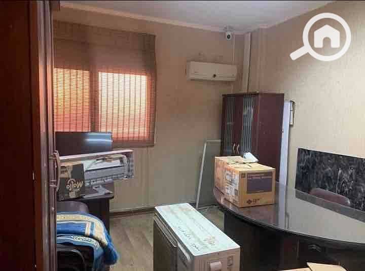 4 812b92bc-dd3e-40a1-9c50-318c18a93085. jpg