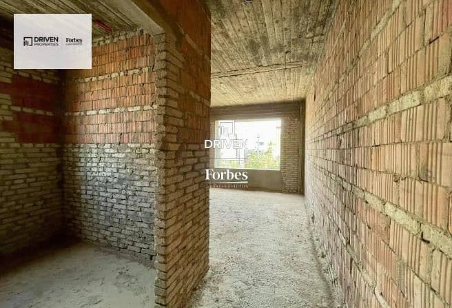 8 8007971-27f0fo. jpg