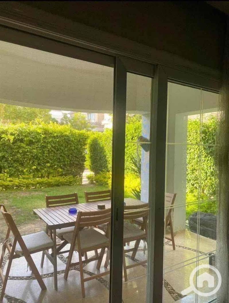 2 4d343dce-f4a1-458b-a5c5-f8783f0e67b2. jpg