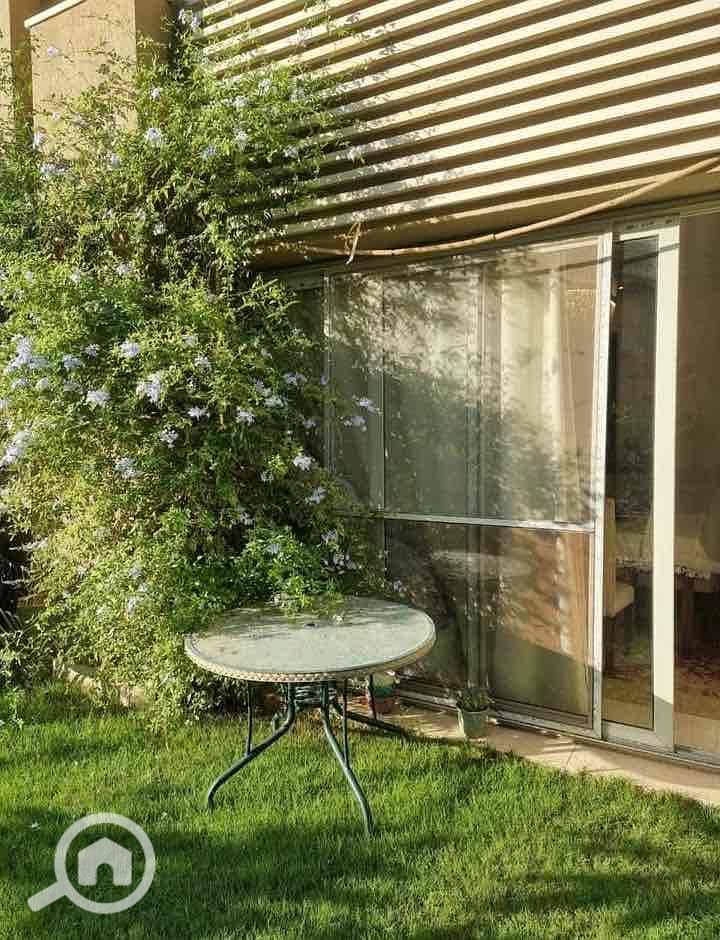 2 2982bee8-8c9e-4d87-bf1e-0c6495909431. jpg