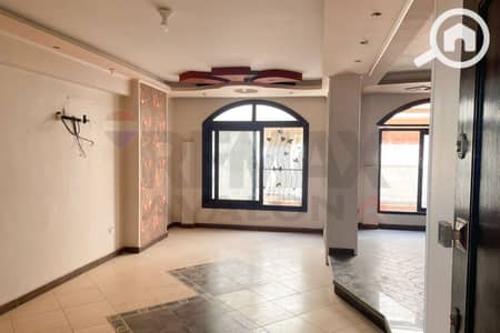 شقة 3 غرف نوم للبيع في سموحة، الإسكندرية - 1. JPG