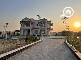 9 Bedroom Villa for Sale in 6th of October, Giza - download (24). jpg