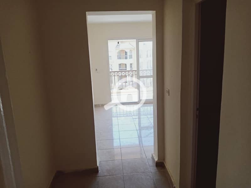 10 c72f330a-5944-42f4-ac61-804701a9c8f1. jpg