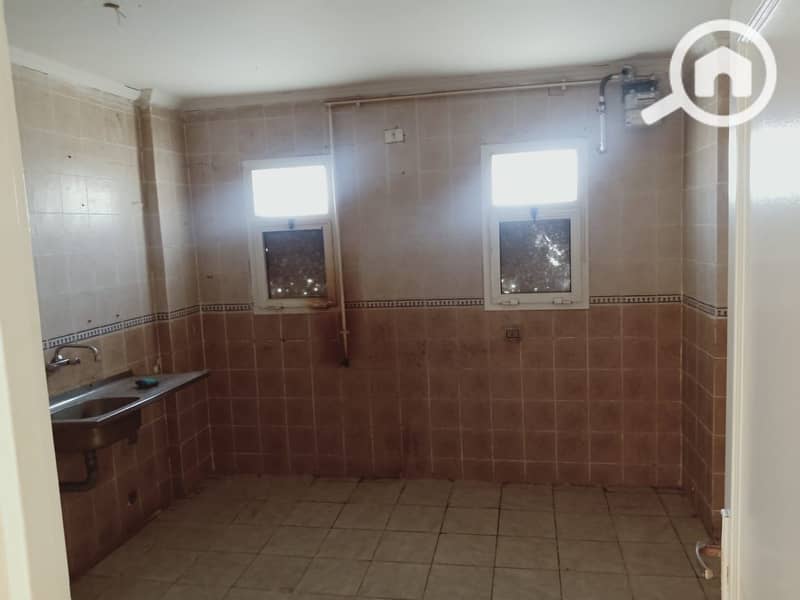 11 c723ff11-ffc9-404a-89fb-62ed0429cefd. jpg