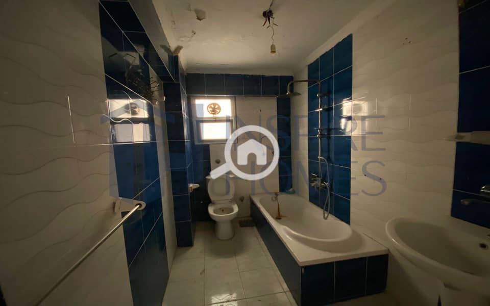 6 WhatsApp Image 2025-12-31 at 16.20. 05. jpg