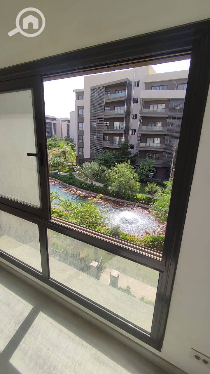 3 66951886-5cd5-488f-83d4-a68ee58d44b0. jpg