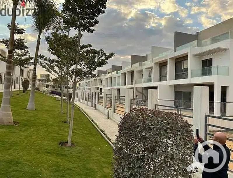 9 71928175-800x600. jpg