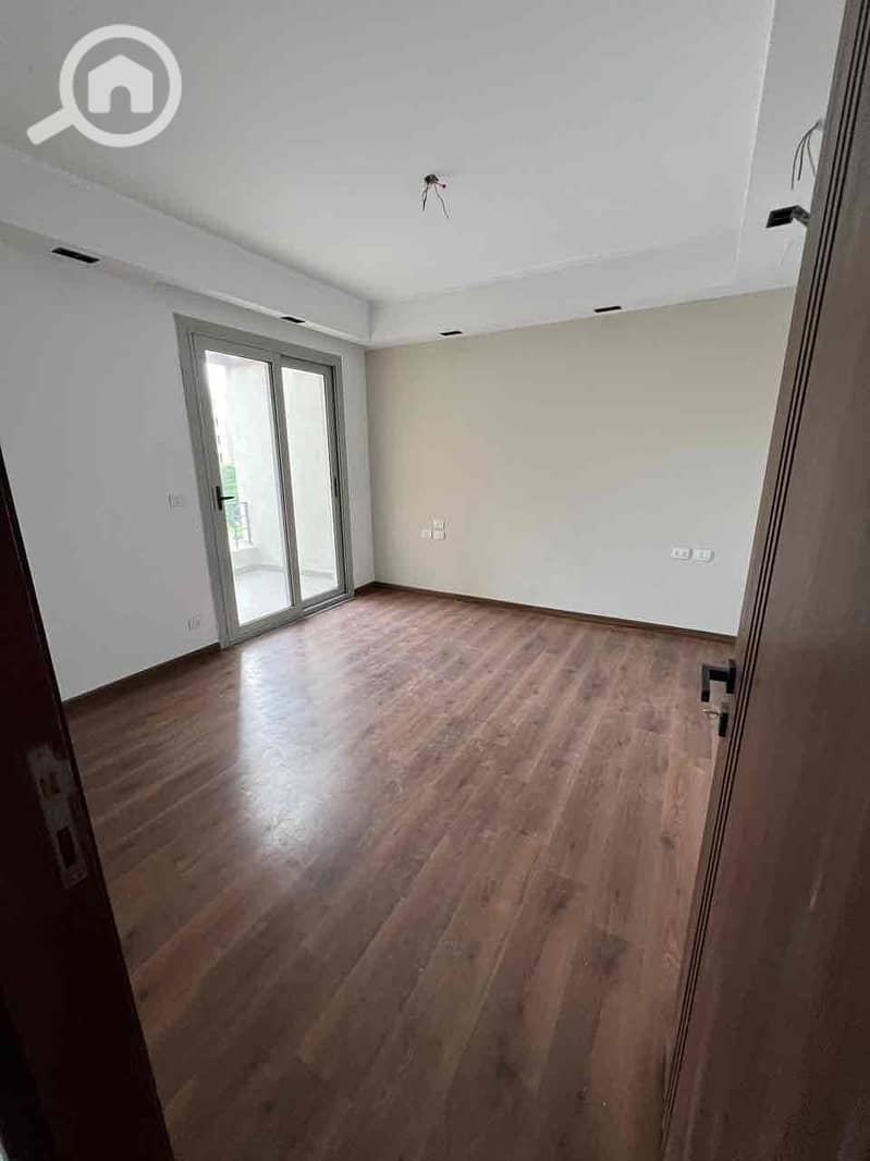 3 4d05d07a-7007-4b75-99c8-890a5da757be. jpg