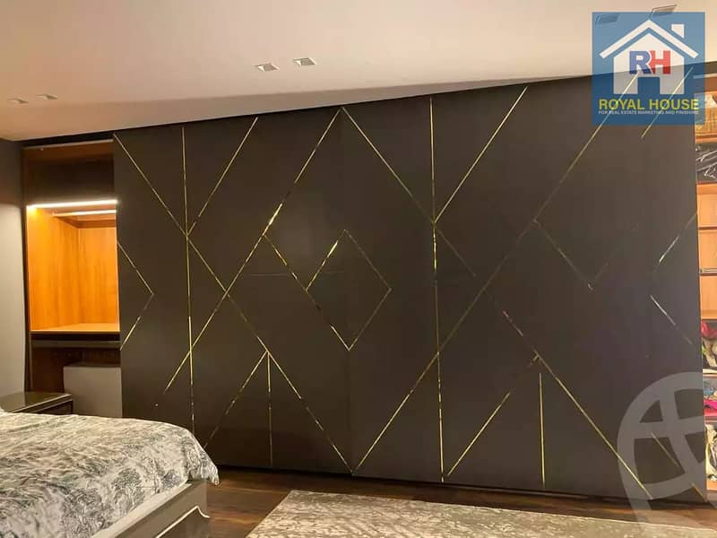 7 20465e9e-4738-4b96-a42a-98a6edcd10a3. jpg