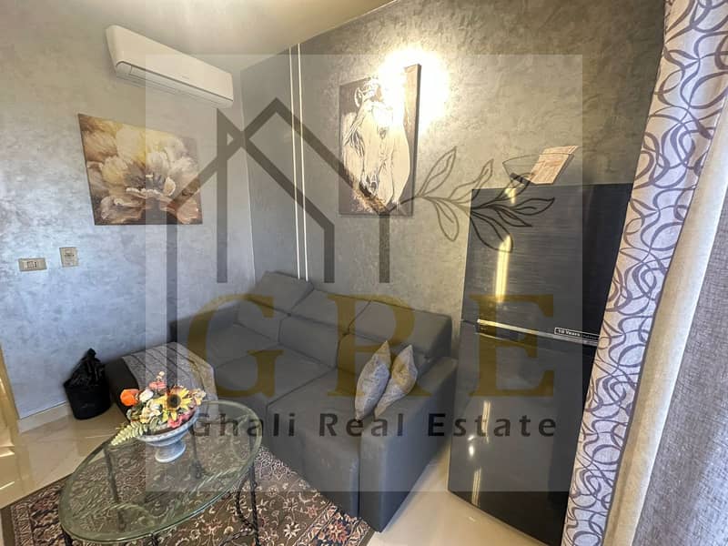 2 0fd119fb-b396-416b-af6a-e8f73ffd8d8d. jpg