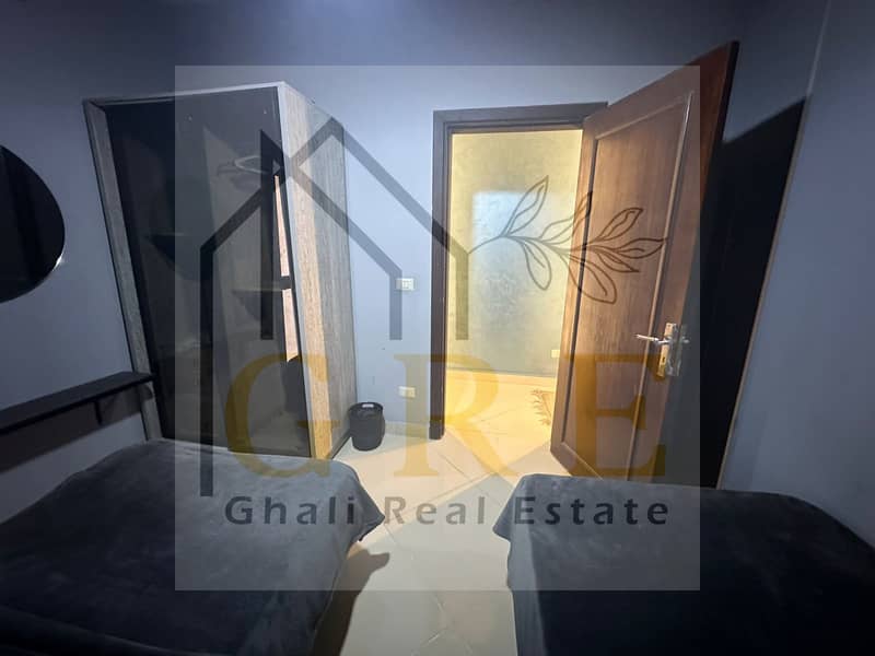 9 7621a4b2-293c-4f80-bdeb-40651cd9c36e. jpg