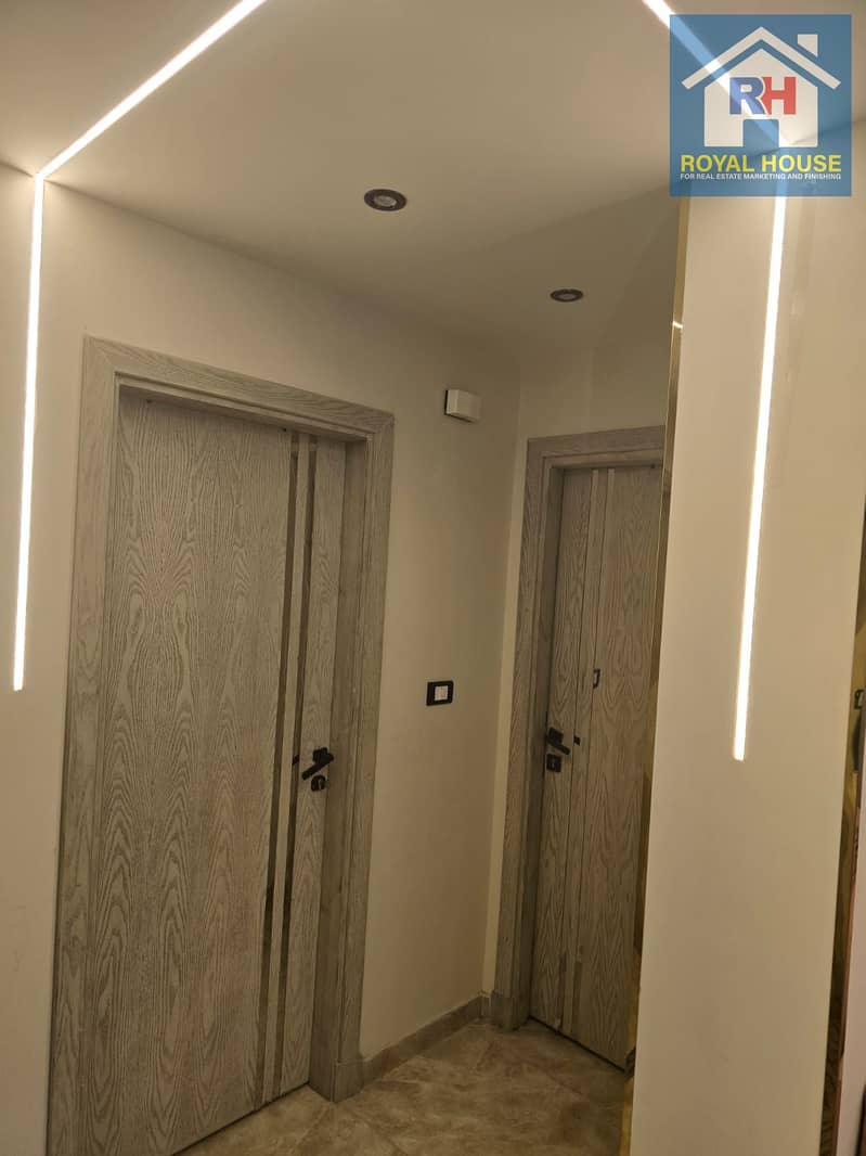 8 371f1f83-52c0-4b25-8f3f-891f4e6dfb1a. jpg