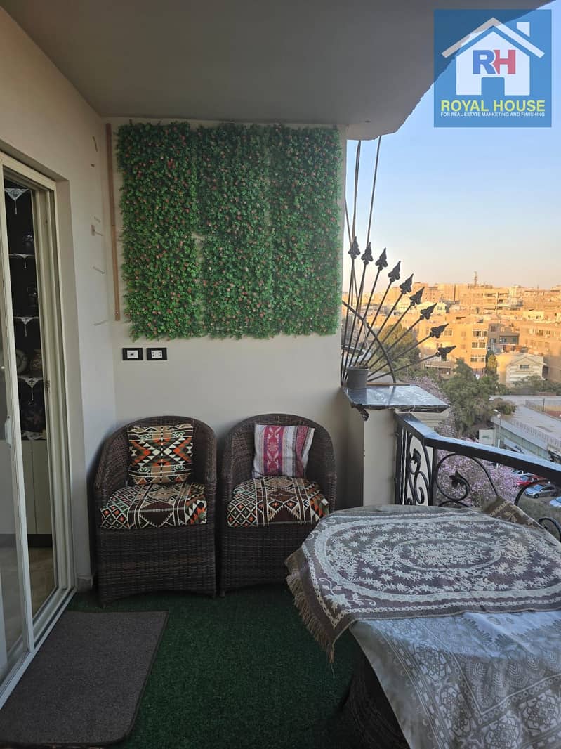 12 0513fc0c-ceac-4ad8-8a3d-1a1363273d80. jpg