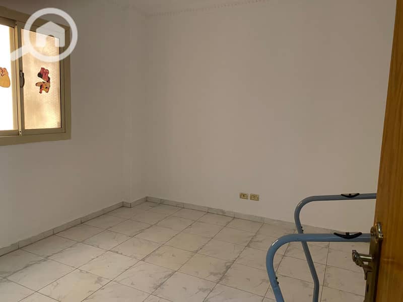 11 8dd40a74-5fc1-438d-98d5-a3f89184b269. jpg