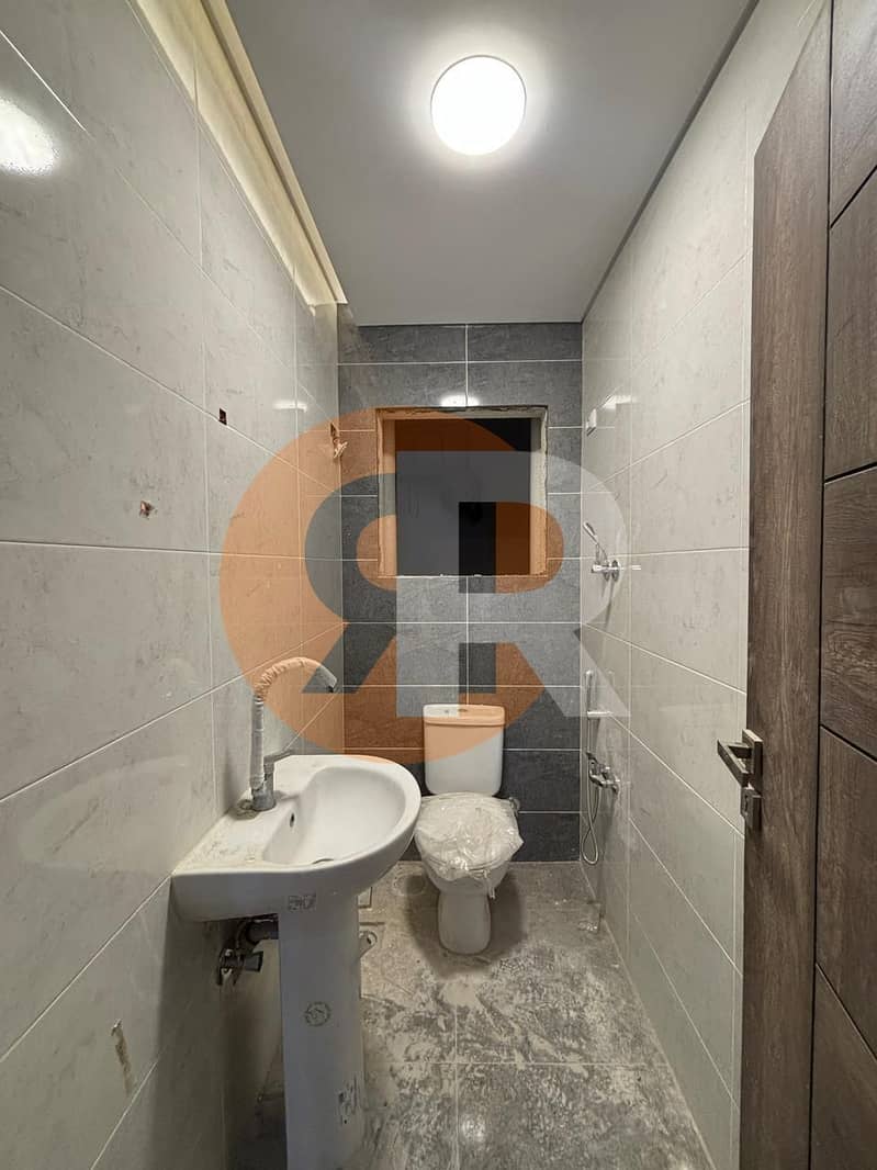 6 WhatsApp Image 2025-12-23 at 7.02. 51 PM (2). jpeg