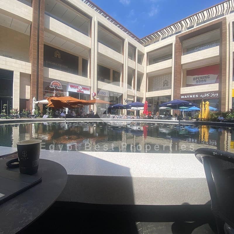 4 a-very-nice-open-mall (1). jpg