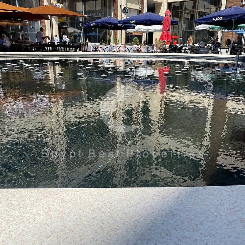 5 a-very-nice-open-mall (2). jpg