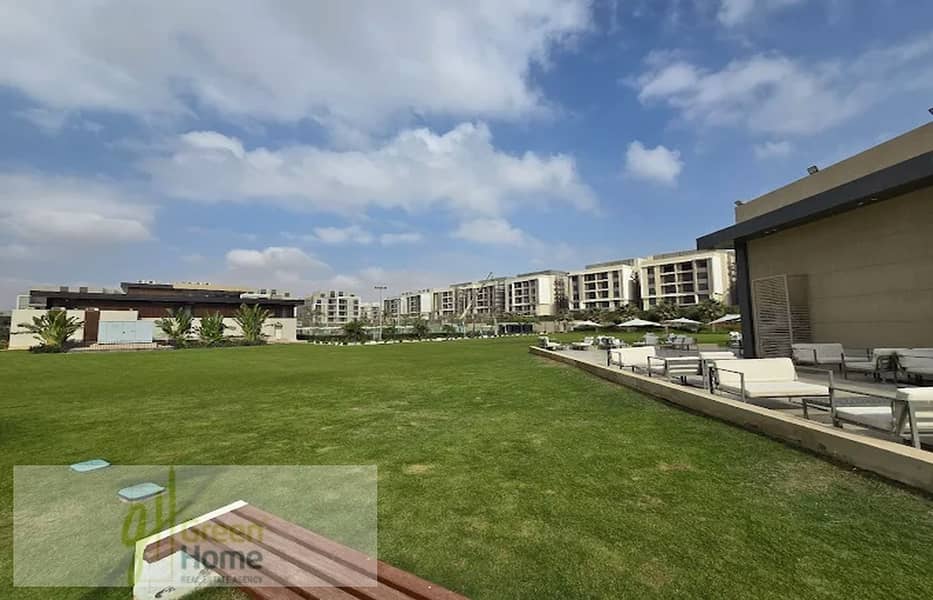 10 Clubhouse_1400x900. jpg