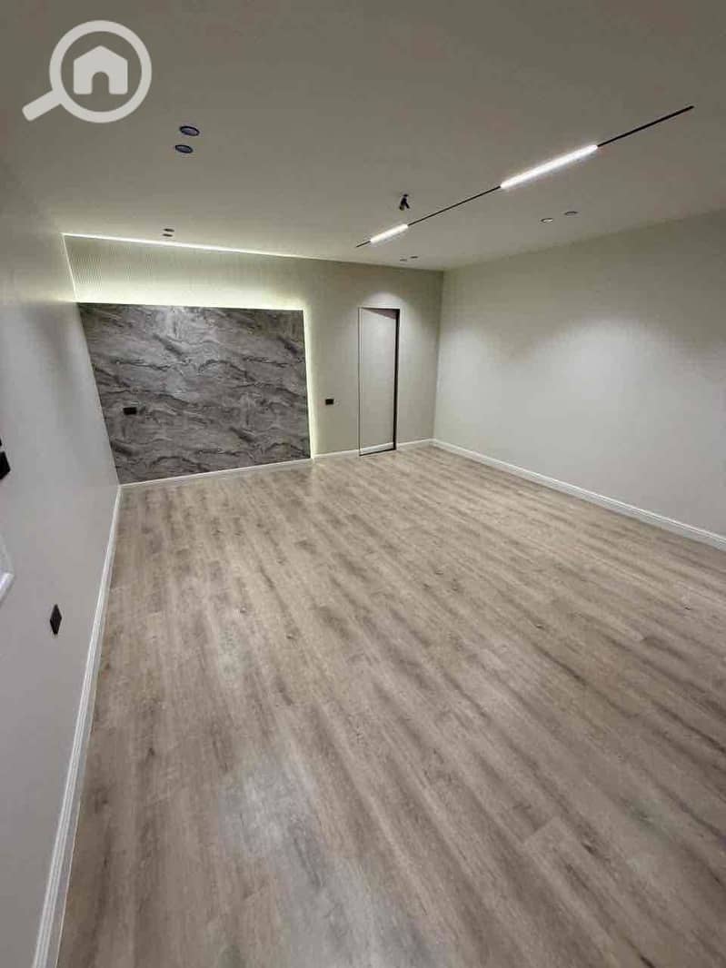 9 2170b280-8ec0-49c7-bb21-6db2aac68cb3. jpg