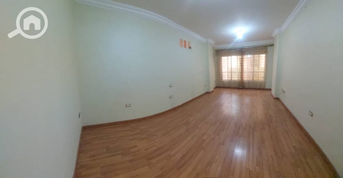 3 cff5786f-a1ea-4ad1-ba4c-cc9f0e2fadb9. jpeg