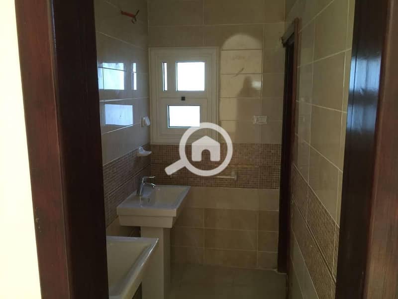 9 618474238_2430950447365397_1459395427895093520_n. jpg