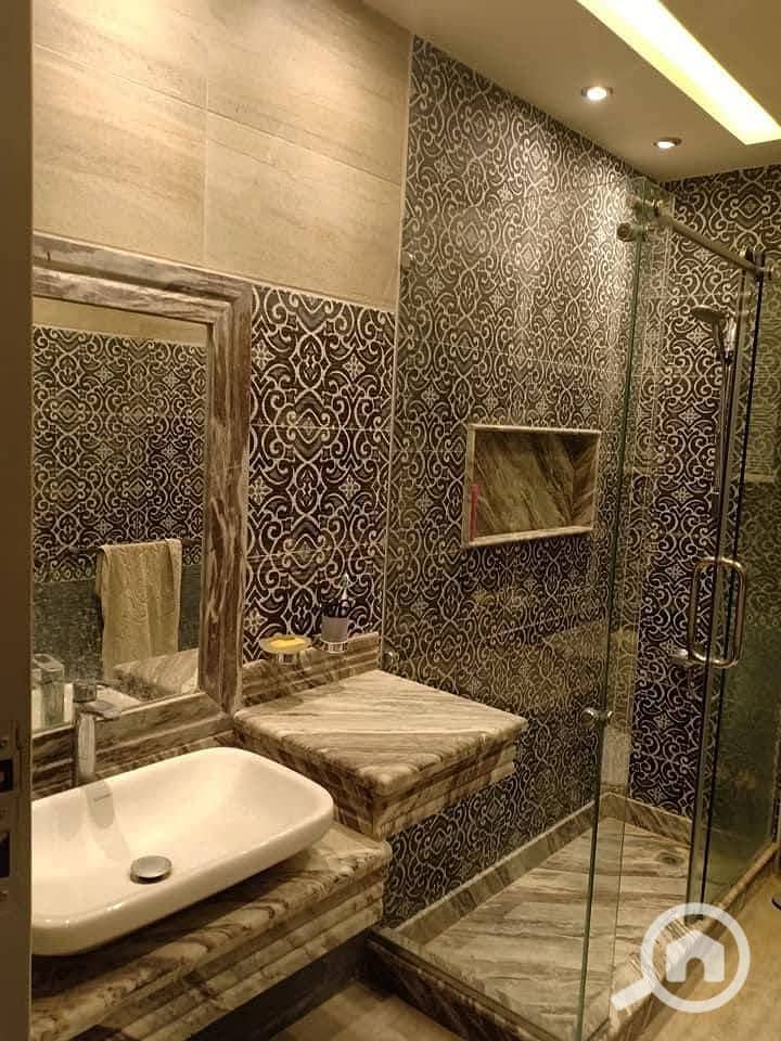 13 619285469_2430950497365392_1741108113840352207_n. jpg