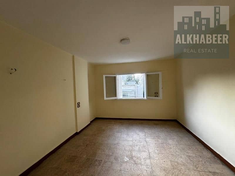 6 27d38b7c-6abd-4cc5-b872-e50ca75dcba7. jfif. jpg