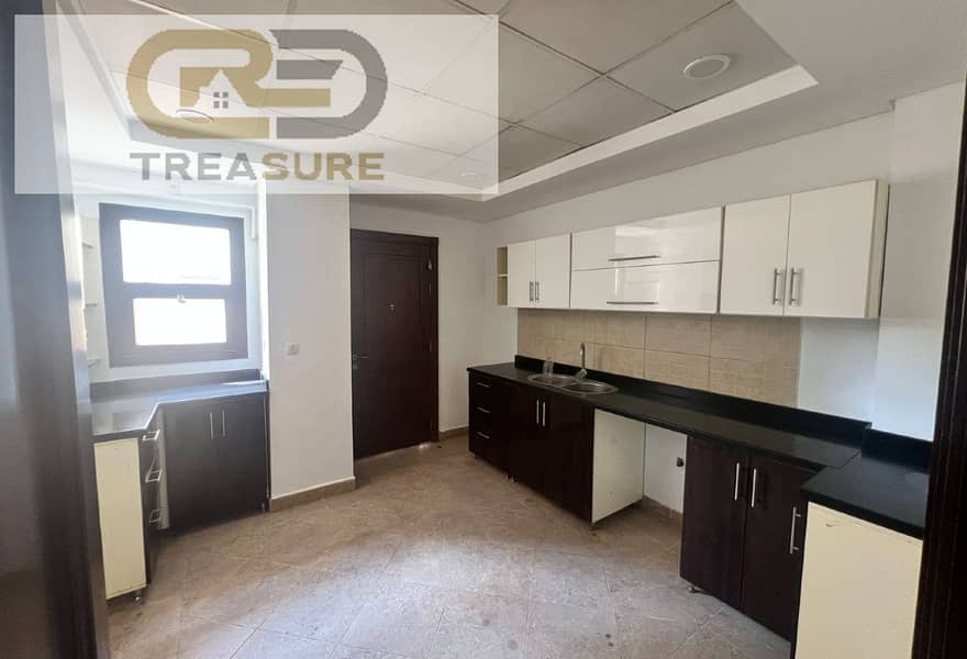 11 90b3eff1-5521-4e1b-bcf8-219a1f58c8ab. jpg