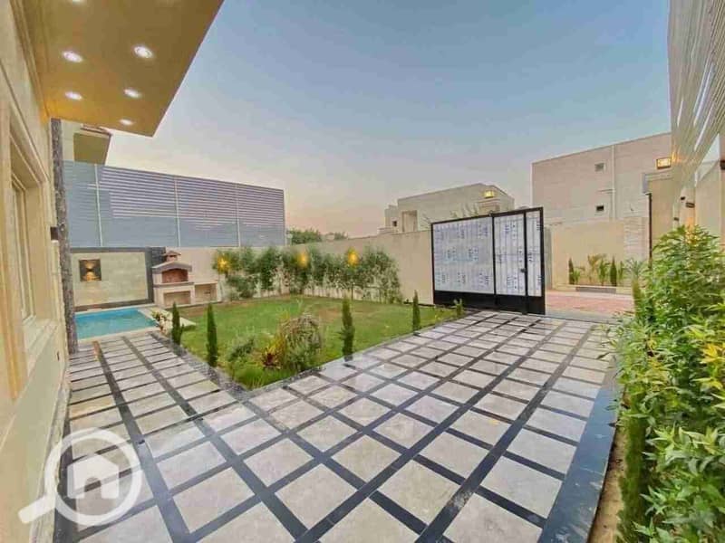 3 FB_IMG_1764069837617. jpg