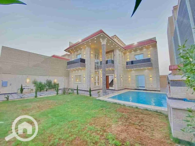 8 FB_IMG_1764069842934. jpg