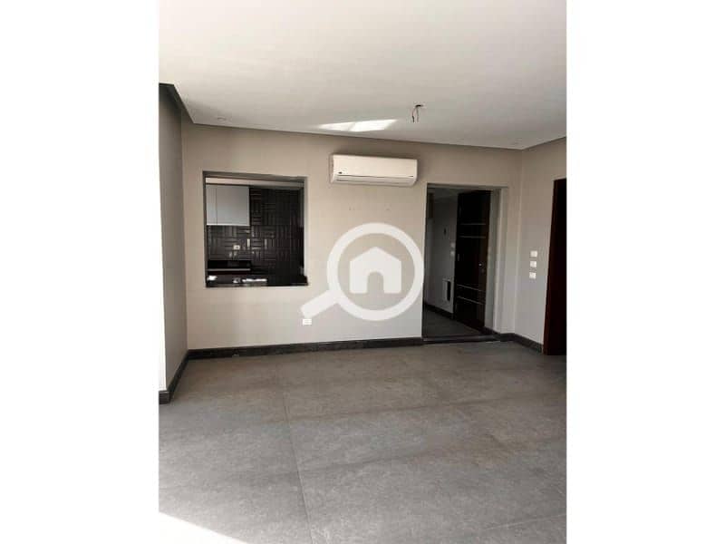 5 494f75ea-fbf4-4368-b8cd-0178bd5cfa96. jpg