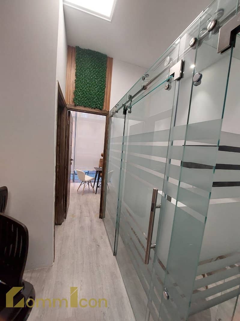 6 WhatsApp Image 2025-12-13 at 14.23. 35_a07a1a98. jpg