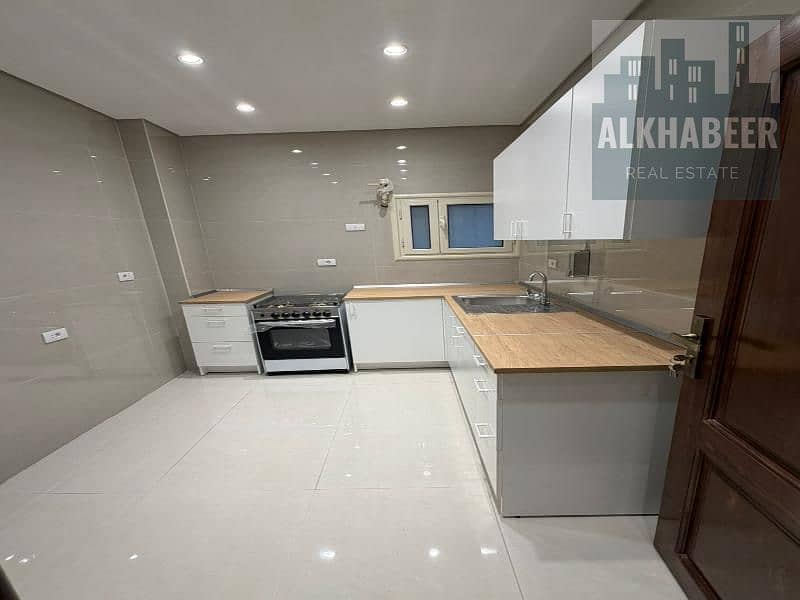 7 e61877ec-1b74-48d4-969f-5efc8cf44aa8. jfif. jpg