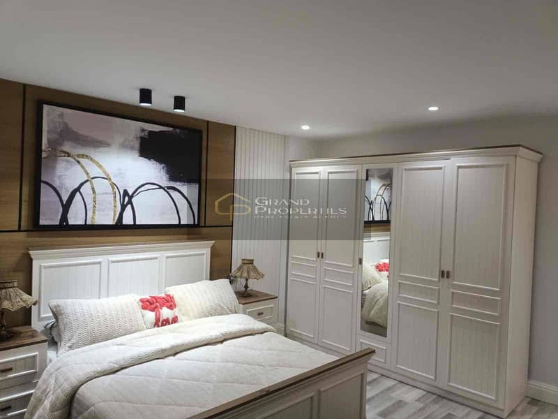 7 f9d49b89-4e58-44e0-9973-fbddbbb55d25. jpg