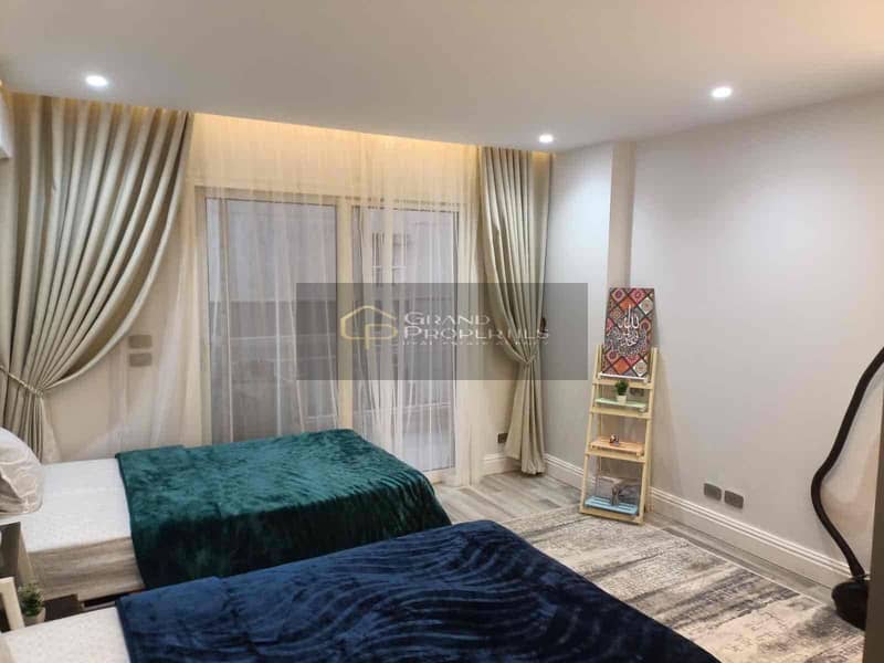 11 83b1e9f9-68e9-4b52-826d-b2cdda86e14c. jpg