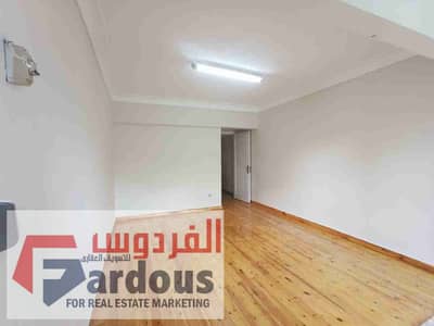 شقة 3 غرف نوم للايجار في سموحة، الإسكندرية - IMG-20260124-WA0007. jpg
