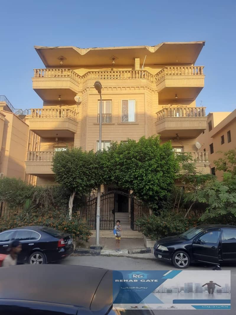 12 37fed6bf-2a7f-4d25-a81c-4a5fb8e89ee3. jpg