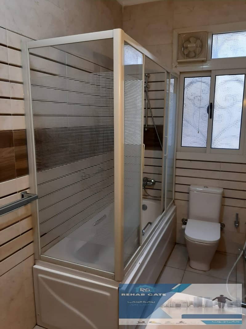 14 885d85c9-0452-4f25-acd2-575f955e8c7e. jpg