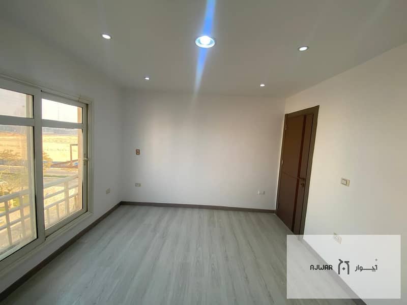 5 WhatsApp Image 2026-01-22 at 10.12. 04 PM (1). jpeg