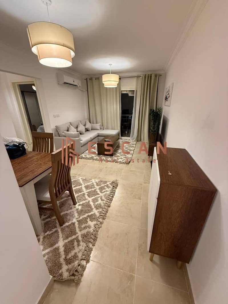 2 fdae6c90-f037-4751-912e-a3aa80affaca. jpeg