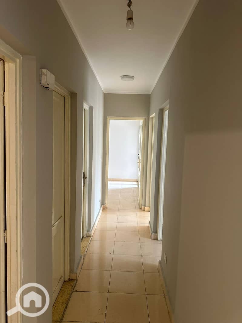 6 2f08bdbb-9cc5-4e41-909f-78c5bd25355e. jpeg